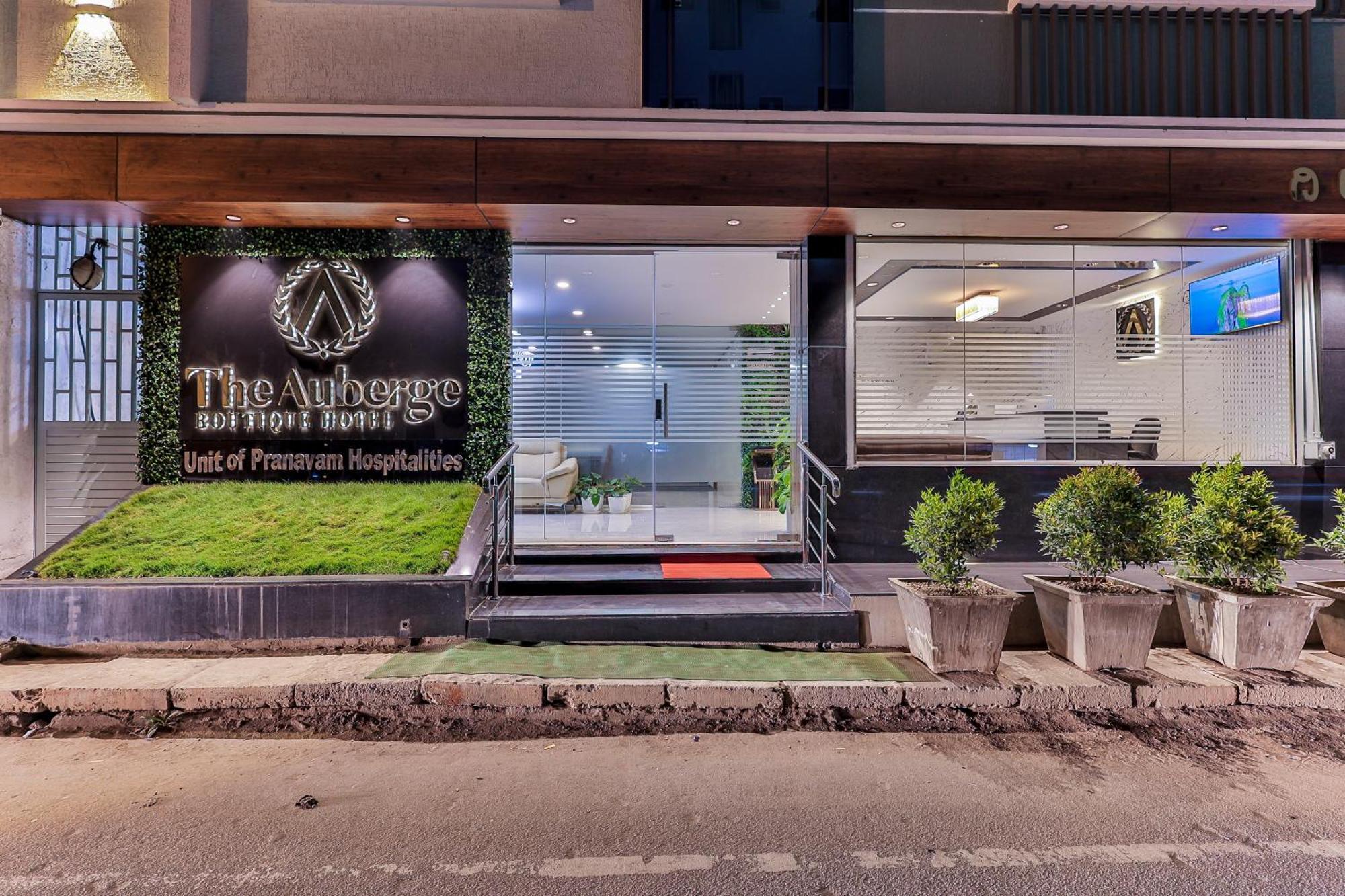 The Auberge Boutique Hotel - Manyata Tech Park Bangalore Exterior photo